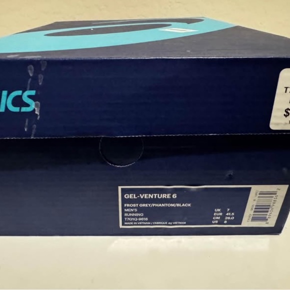 Brand New in Box ASICS Gel-Venture 6 Black and no Orange Running Shoes - Picture 3 of 4
